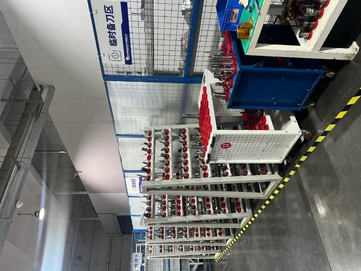 车间刀具储备区实拍